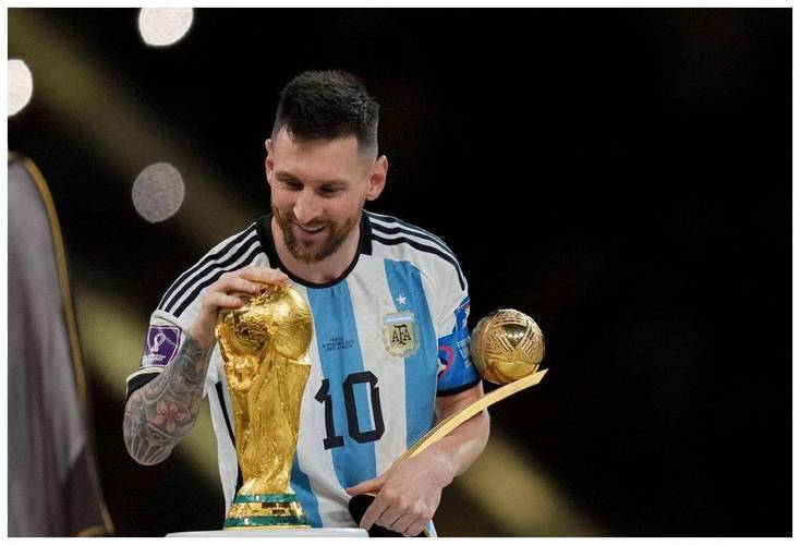 梅西带领阿根廷队夺世界杯冠军